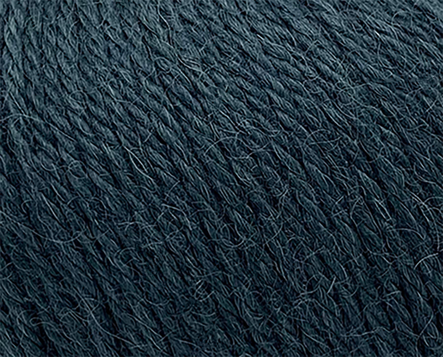 100% Baby Alpaca Yarn - Royalty Yarns Extra Soft Worsted #4 Baby Alpaca 4 Ply Yarn for Knitting, Crocheting and Weaving 200 Grams