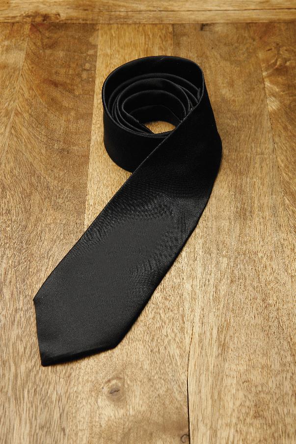 Ike Evening 100% Silk Tie by Ike Behar in Solid Black