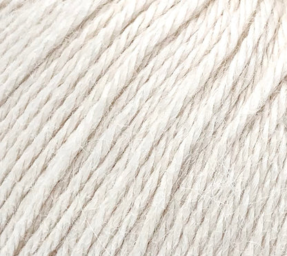 100% Baby Alpaca Yarn - Royalty Yarns Extra Soft Worsted #4 Baby Alpaca 4 Ply Yarn for Knitting, Crocheting and Weaving 200 Grams